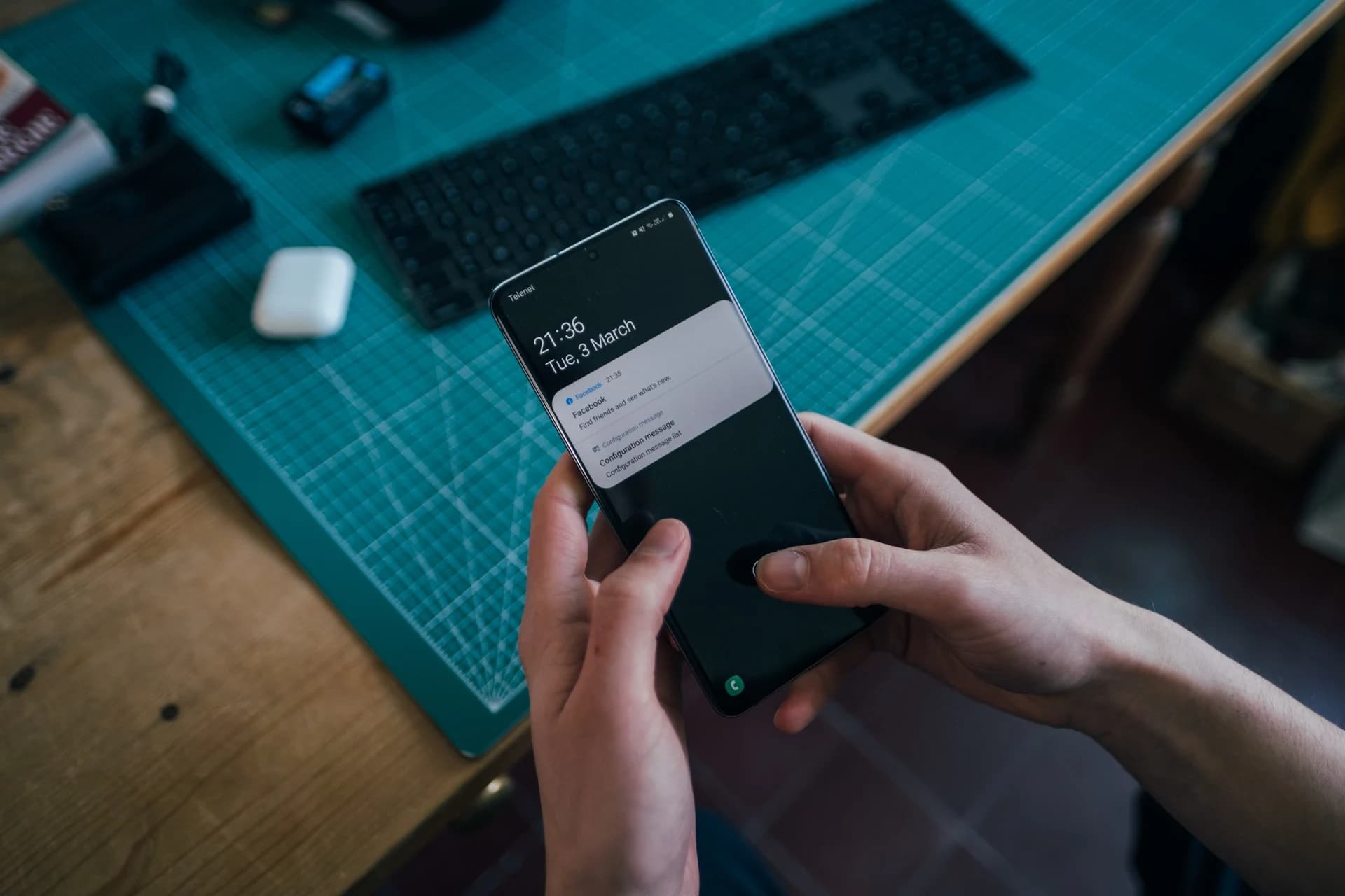 UCS through phone notifications